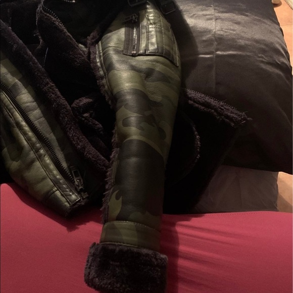 Army fatigue coat - Picture 7 of 7